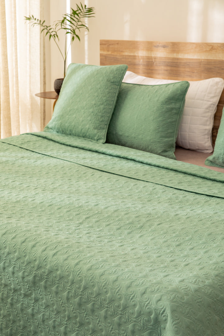 Symphony Coverlet