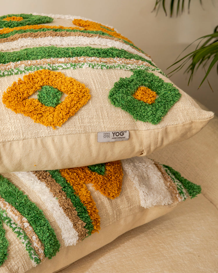 Cotton Tufted Taj Cushion