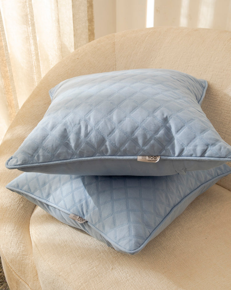 Noor Cushion Cordinated With Coverlets